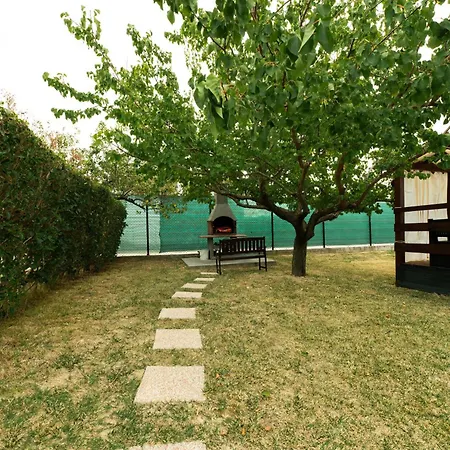 Bistre Villa *
